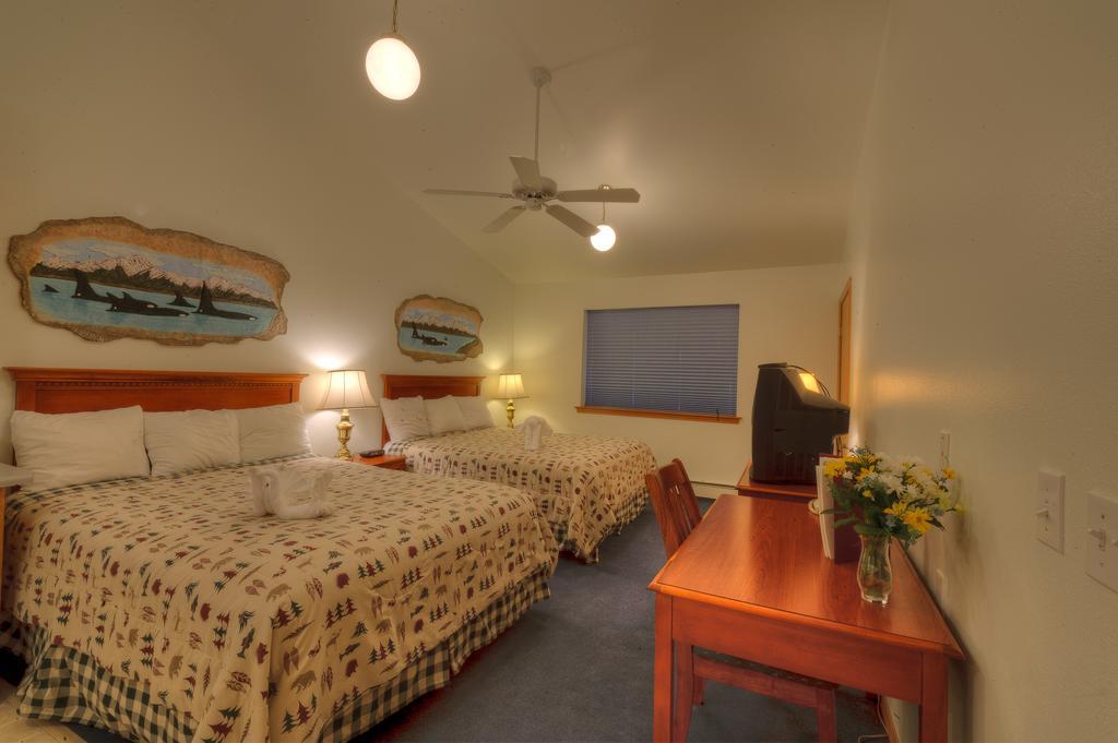 Frontier Suites Hotel In Juneau Exteriör bild