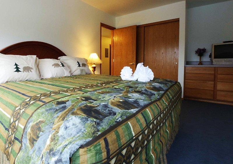 Frontier Suites Hotel In Juneau Exteriör bild
