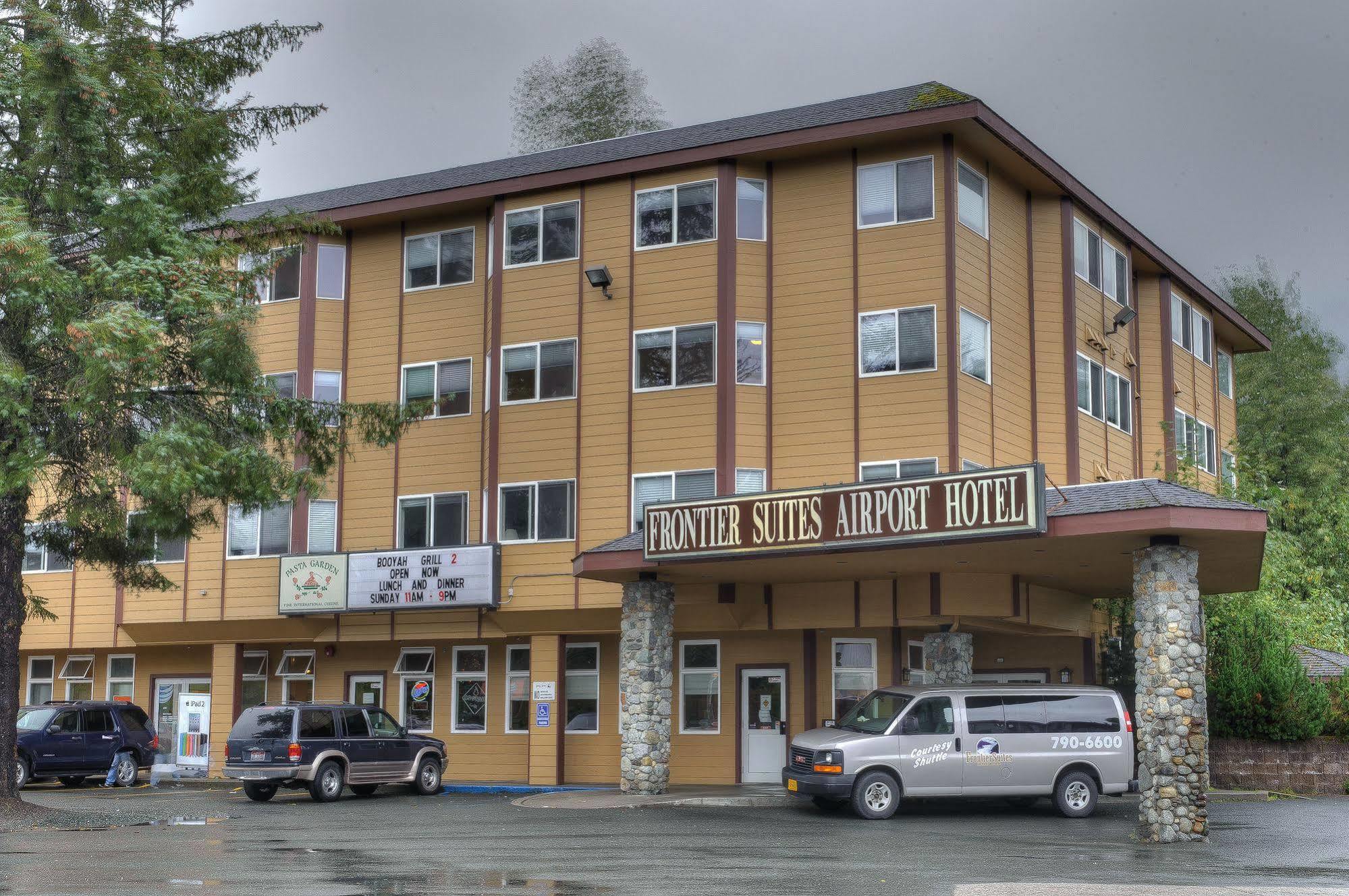 Frontier Suites Hotel In Juneau Exteriör bild